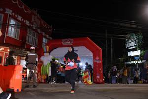 BIB: 3958
                            <button type="button" onclick="openModal(26265345)" class="btn btn-primary btn-sm float-right btn-popup" data-toggle="modal" data-target=".modal-high-quality">
                        <i class="fas fa-shopping-cart"></i> Add to Cart
                    </button>
                                            <button type="button" onclick="isThisMe(26265345, true)" class="btn btn-success btn-sm float-right btn-popup btn-isme hidden" data-toggle="tooltip" data-placement="bottom" title="นี่คือรูปของคุณใช่ไหม คลิกที่นี่เพื่อเอาเข้าอัลบั้ม">
                        <i class="fas fa-plus"></i> Add to album
                    </button>
                    <button type="button" onclick="isThisMe(26265345, false)" class="btn btn-warning btn-sm float-right btn-popup btn-isnotme hidden">
                        <i class="fas fa-ban"></i> Remove from album
                    </button>